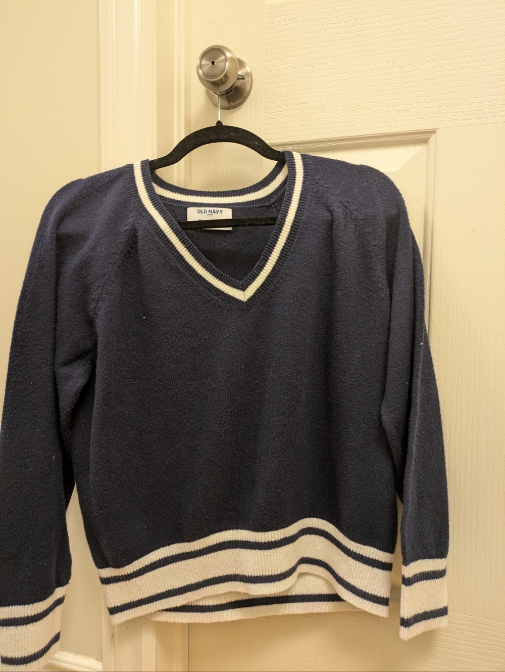 Old Navy Navy V-Neck Sweater with White Stripe Trim